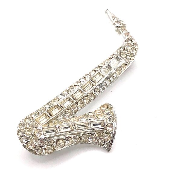 Vintage Silver Tone Rhinestone Saxophone Brooch Pin – Sparkle with Sax Appeal! - Picture 3 of 10